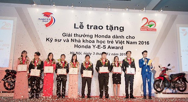 Honda Y-E- S 2016 nang tam ky su va nha khoa hoc Viet-Hinh-3