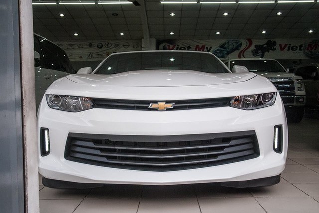 Chi tiet Chevrolet Camaro Convertible 2017 hon 3 ty tai VN-Hinh-2