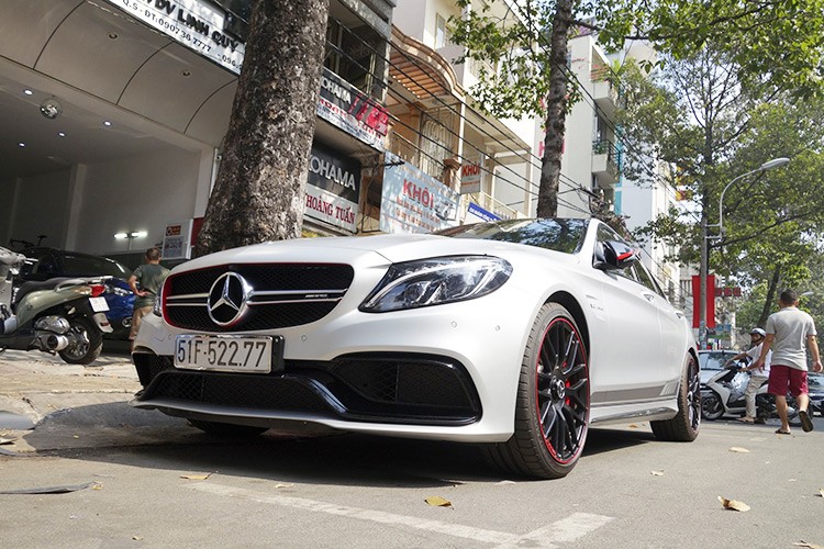 Cuong Do la tau hang doc Mercedes-AMG C63 gia 4,6 ty