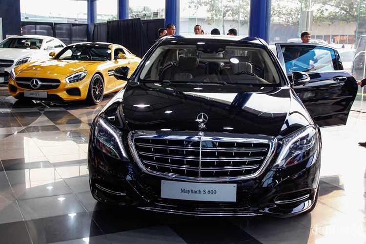 Maybach S600 gia 14 ty ruoc dau 