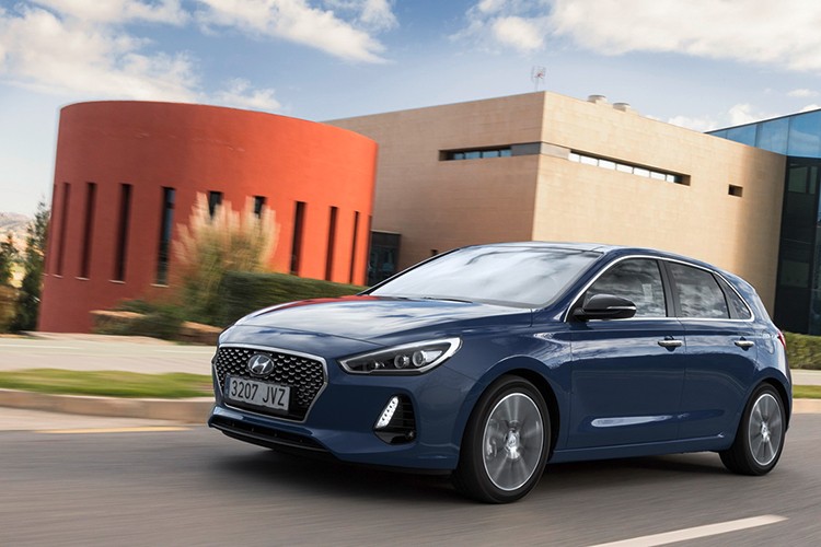 Hyundai i30 2017 moi 