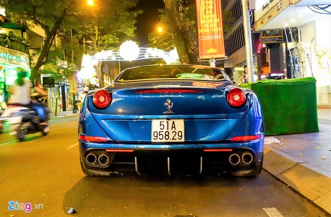 Sieu xe Ferrari California T gia 15 ty 