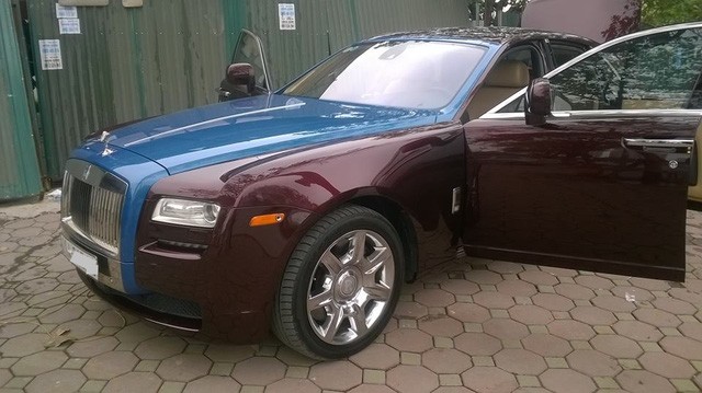 Xe sang Rolls-Royce Ghost chuc ty doi mau o Ha Noi-Hinh-2