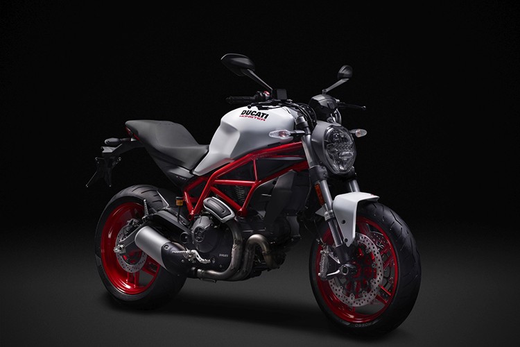 Ducati Monster 797 &quot;chot gia&quot; 300 trieu tai Viet Nam?-Hinh-3