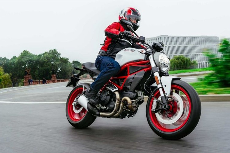 Ducati Monster 797 