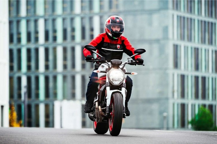 Ducati Monster 797 se co gia duoi 300 trieu tai VN?-Hinh-10