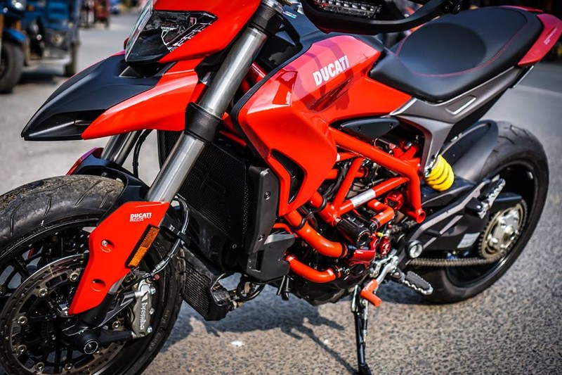 Ducati Hypermotard 939 gia 500 trieu 