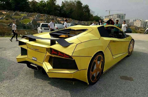 Ngam sieu xe Lamborghini Aventador phien ban 