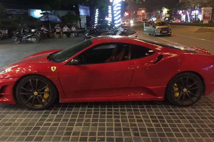 Sieu xe Ferrari 430 cua Dung 