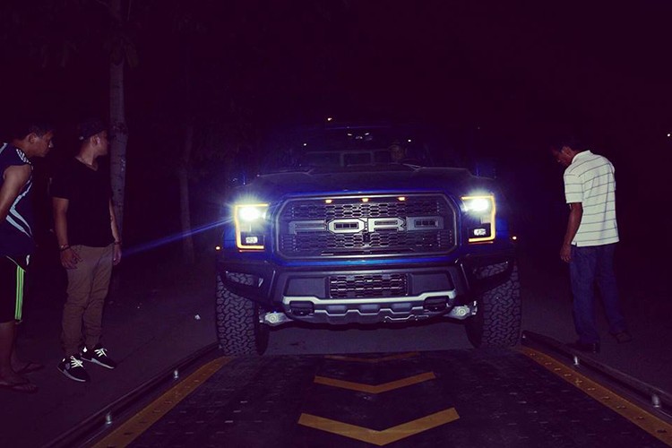 “Sieu ban tai” Ford F150 Raptor ve Viet Nam gia 4 ty dong-Hinh-2