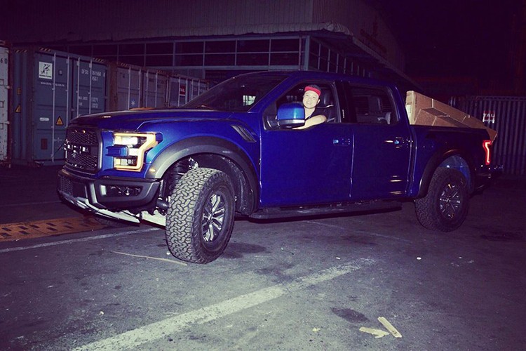 “Sieu ban tai” Ford F150 Raptor ve Viet Nam gia 4 ty dong