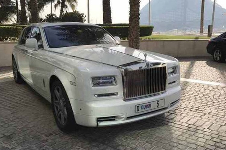 Sieu xe sang Rolls-Royce deo bien so gan 200 ty dong