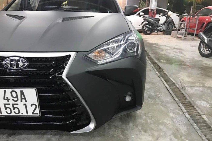 Tho Viet &quot;bien hinh&quot; Hyundai Genesis thanh xe sang Lexus-Hinh-4