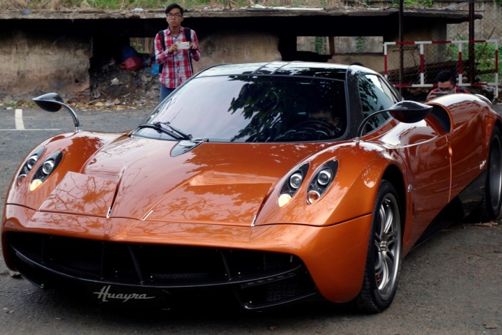 Minh Nhua "cuoi than gio" Pagani Huayra 80 ty... trong san-Hinh-2