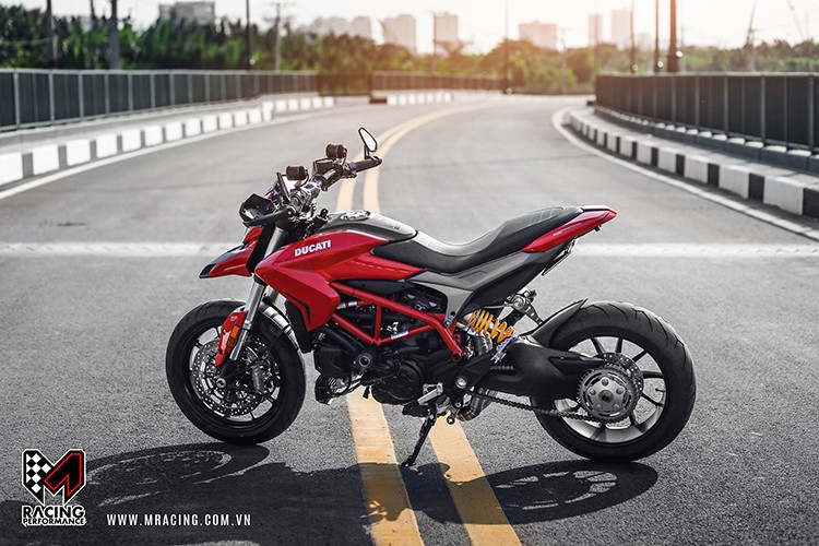 Moto Ducati Hypermotard moi gia 487 trieu tai Sai Gon-Hinh-2