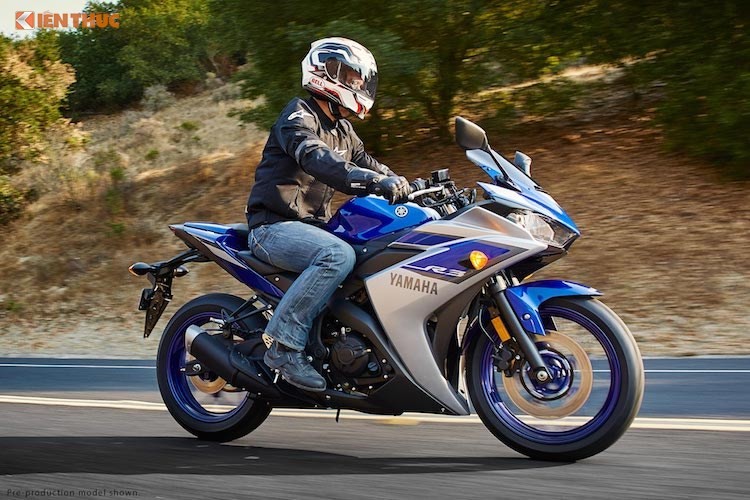 Moto Yamaha R3 giam 16 trieu dong kiem doanh so-Hinh-2