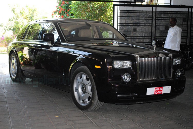 &quot;Soi&quot; sieu xe sang Roll-Royce trieu do cua sao An Do-Hinh-2