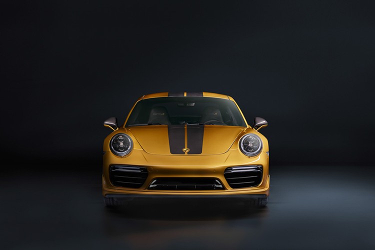 &quot;Soi&quot; Porsche 911 Turbo S Exclusive ban gioi han cuc doc-Hinh-3