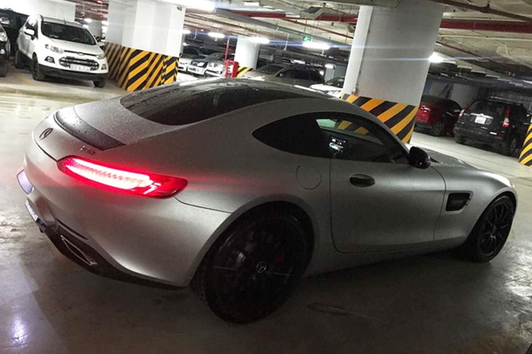 Mercedes-AMG GT S hon 9 ty cua Cuong Do la &quot;thay ao&quot;-Hinh-9