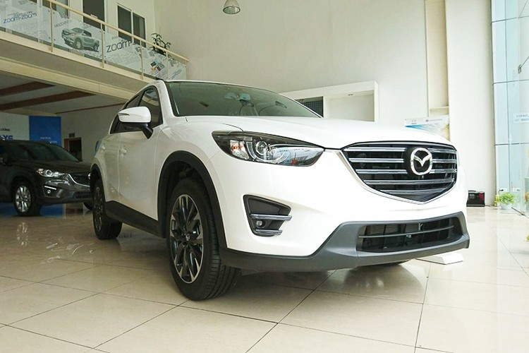 Gia xe oto Mazda CX-5 chi con 793 trieu tai Viet Nam-Hinh-2