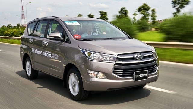 Toyota va Mazda tai Viet Nam "dai ha gia" thang co hon-Hinh-2