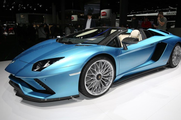 Sieu xe Lamborghini Aventador S Roadster &quot;chot gia&quot;