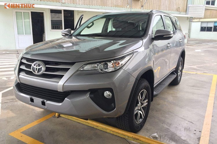 Toyota Fortuner may dau gia hon 1 ty sap ra mat tai VN