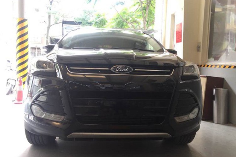 Ford Escape moi tai Viet Nam gia 1,2 ty la ban 2014-Hinh-3