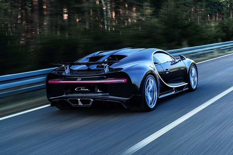 Sieu xe Bugatti Chiron &quot;xuong tien&quot; 96 ty la co xe?-Hinh-4