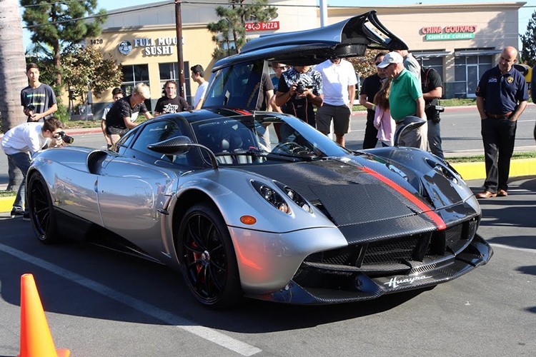 &quot;Than gio&quot; Pagani Huayra Americano gia hon 45 ty-Hinh-8