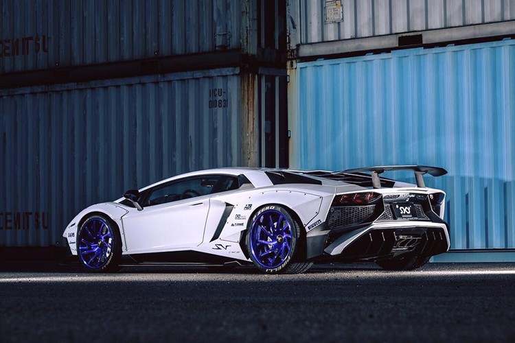 Lamborghini Aventador SV &quot;sieu doc&quot; nho goi do Liberty Walk-Hinh-2