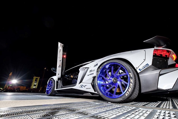 Lamborghini Aventador SV &quot;sieu doc&quot; nho goi do Liberty Walk-Hinh-5