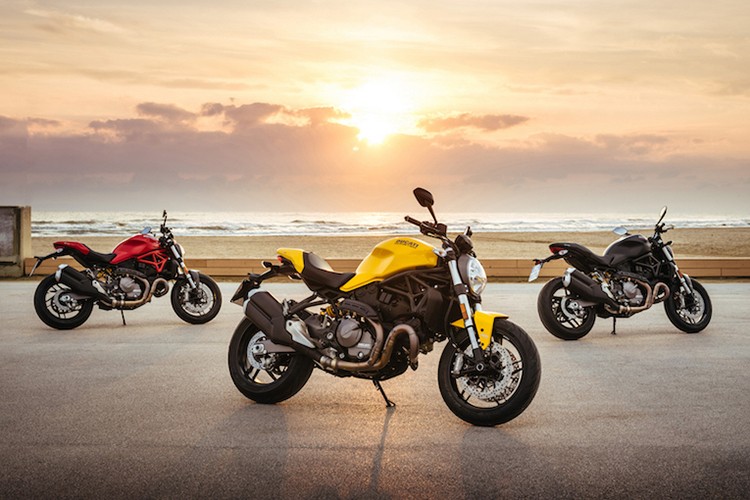 &quot;Quai vat&quot; Ducati Monster 821 ban 2018 lo dien