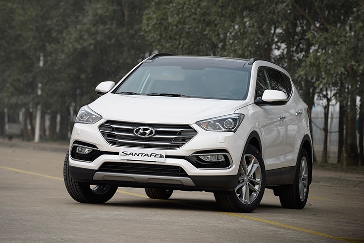 Giam 230 trieu, Hyundai SantaFe la xe 7 cho re nhat VN-Hinh-2