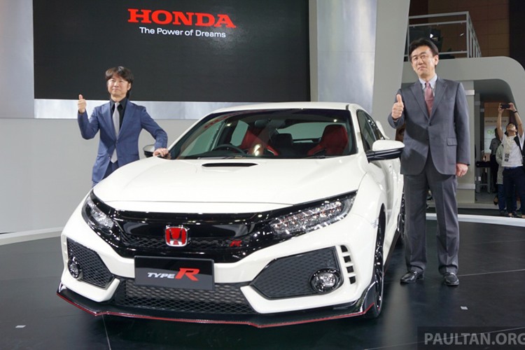 Honda Civic Type R gia 1,7 ty &quot;chay hang&quot; tai Malaysia