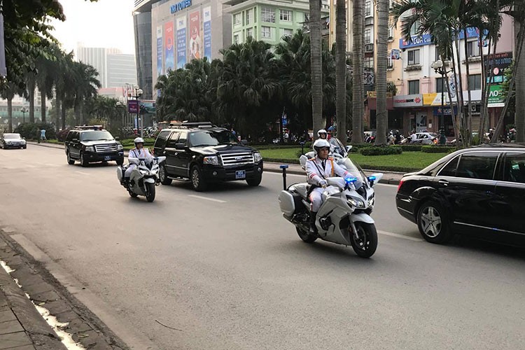 Moto &quot;khung&quot; Yamaha FJR1300 dan doan APEC 2017 tai Ha Noi-Hinh-2