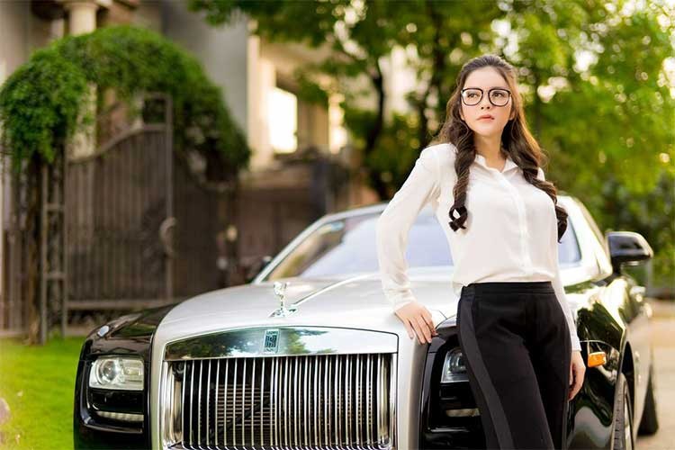 Sieu xe Rolls-Royce cua Ly Nha Ky gia bao nhieu?