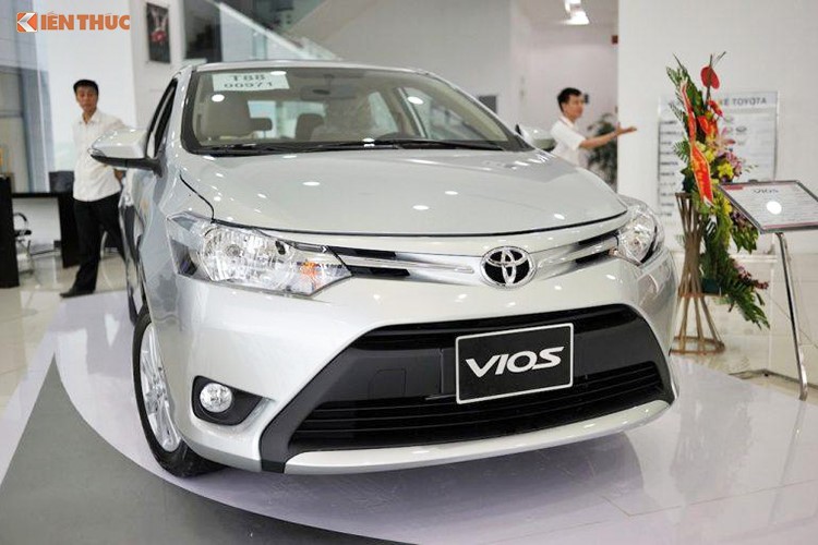 Toyota Vios giam gia, con duoi 500 trieu tai Viet Nam