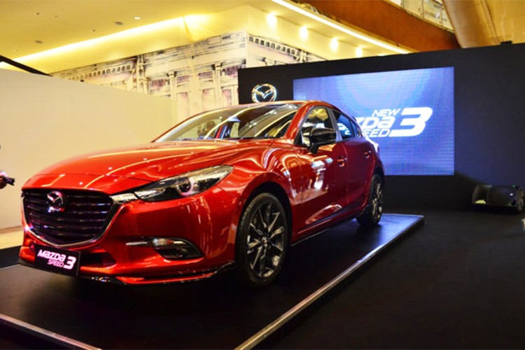 Mazda3 Speed moi phien ban the thao gia 726 trieu