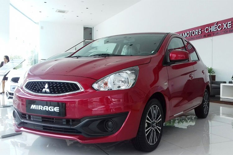 Xe oto gia re Mitsubishi Mirage chi 345 trieu tai VN