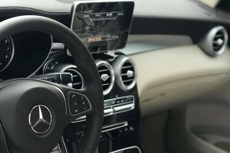 Mercedes-Benz GLC 200 gia 1,67 ty dong “cap ben” VN-Hinh-7