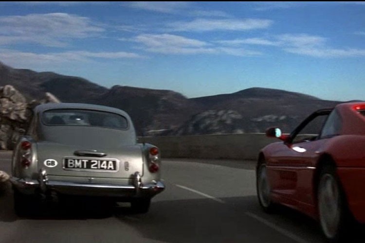 Sieu xe Aston Martin DB5 cua James Bond co gia 47,8 ty dong-Hinh-2