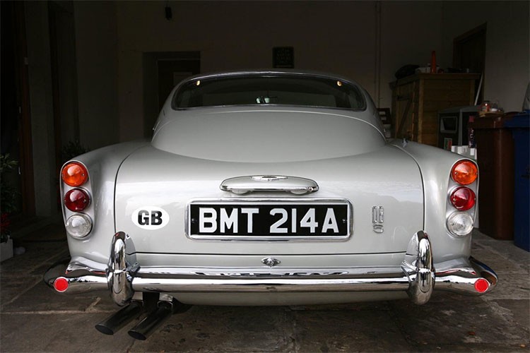 Sieu xe Aston Martin DB5 cua James Bond co gia 47,8 ty dong-Hinh-6