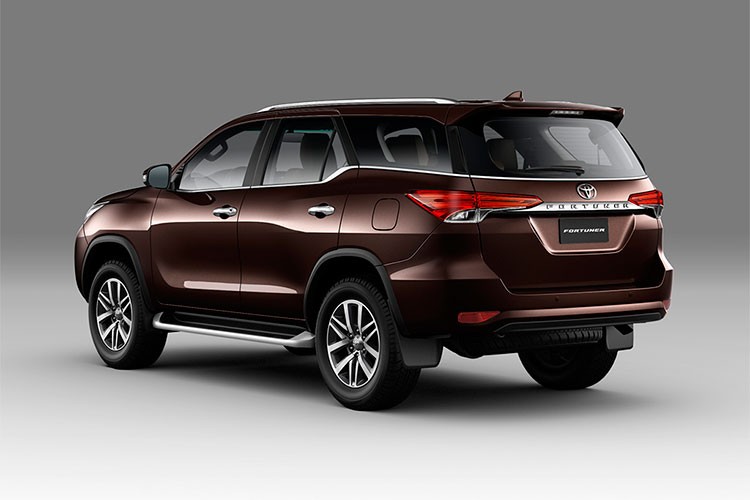 Toyota Fortuner 2018 moi “chot gia” hon 1 ty tai VN-Hinh-3