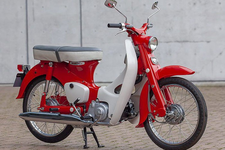 Xe may Honda Super Cub phien ban dac biet gia 57 trieu dong-Hinh-2