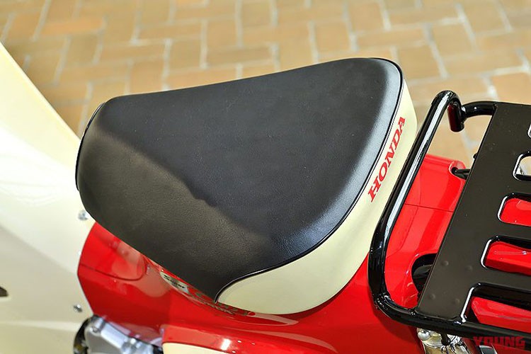 Xe may Honda Super Cub phien ban dac biet gia 57 trieu dong-Hinh-7