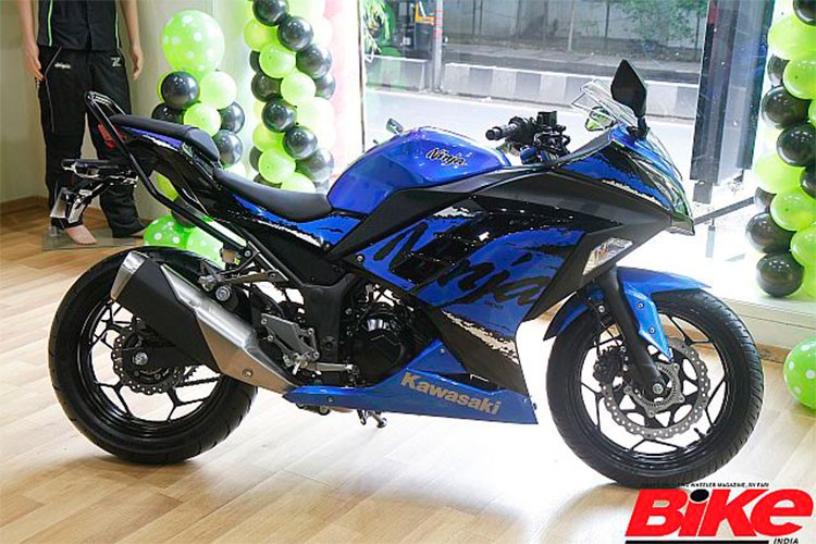 2022 Kawasaki Ninja 300 Launched at Rs 337 Lakh in India Gets New Paint  Options