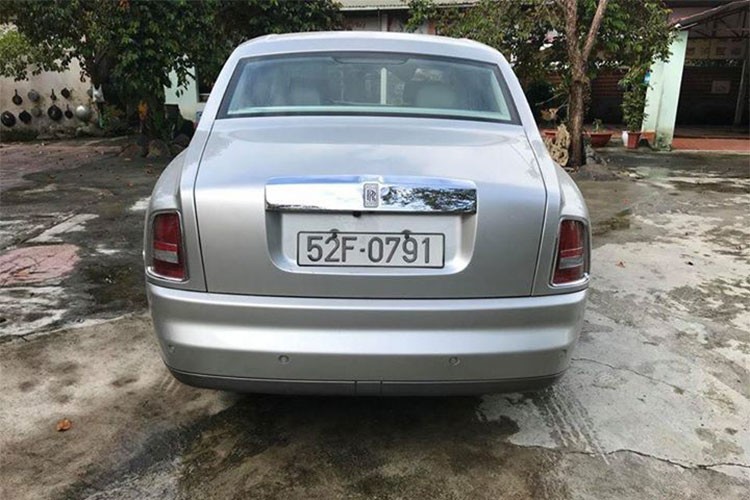 Xe sang Rolls-Royce cua Khai Silk rao ban chi 9,1 ty-Hinh-4