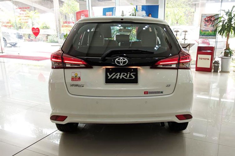 Can canh Toyota Yaris 2018 ve dai ly, gia khoang 640 trieu-Hinh-5