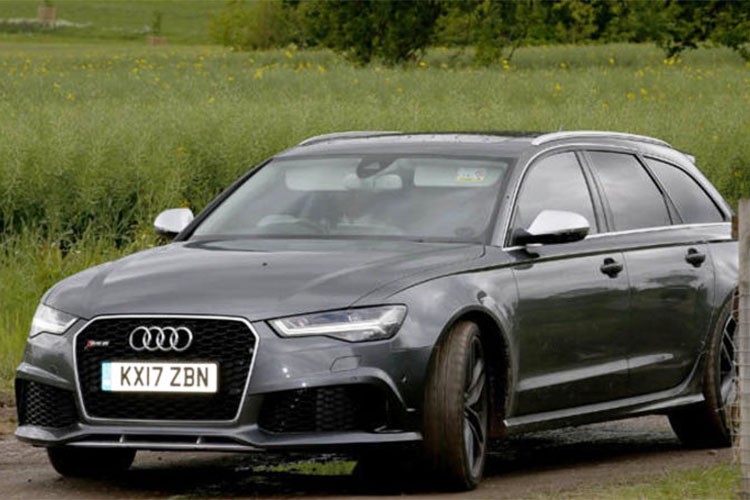 Xe Audi RS6 Avant cua hoang tu Harry ban hon 2 ty dong-Hinh-6